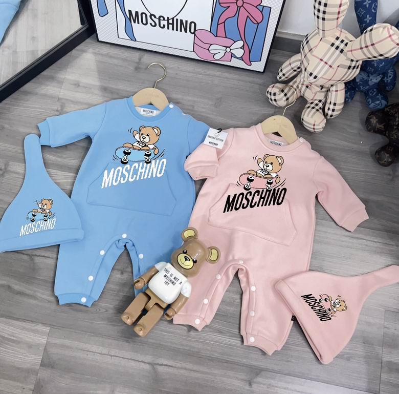 Moschino sz59 66 73 80 90 106